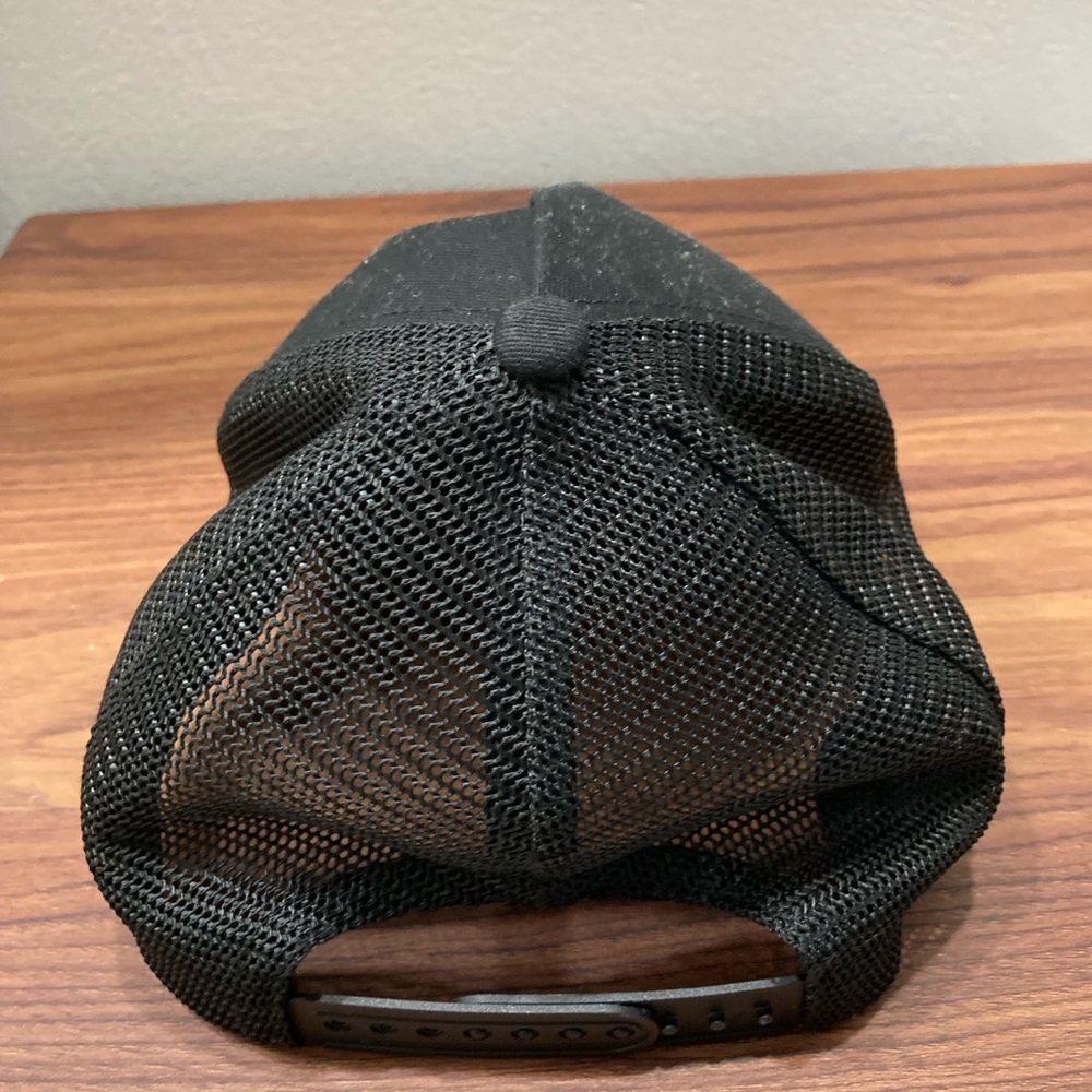 Black and Gold 'Au 79' Embroidered Baseball Cap - Picture 2 of 2